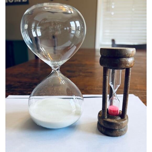 Clear 6” Hourglass and Vintage Wood/Pink Sand Hourglass - Sold as lot - Picture 2 of 5